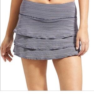 Athleta Swagger Skort Tennis Golf Striped Dot Print, Blue and White, Size medium